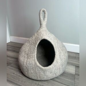Cozy Gray Felted Cat Cave